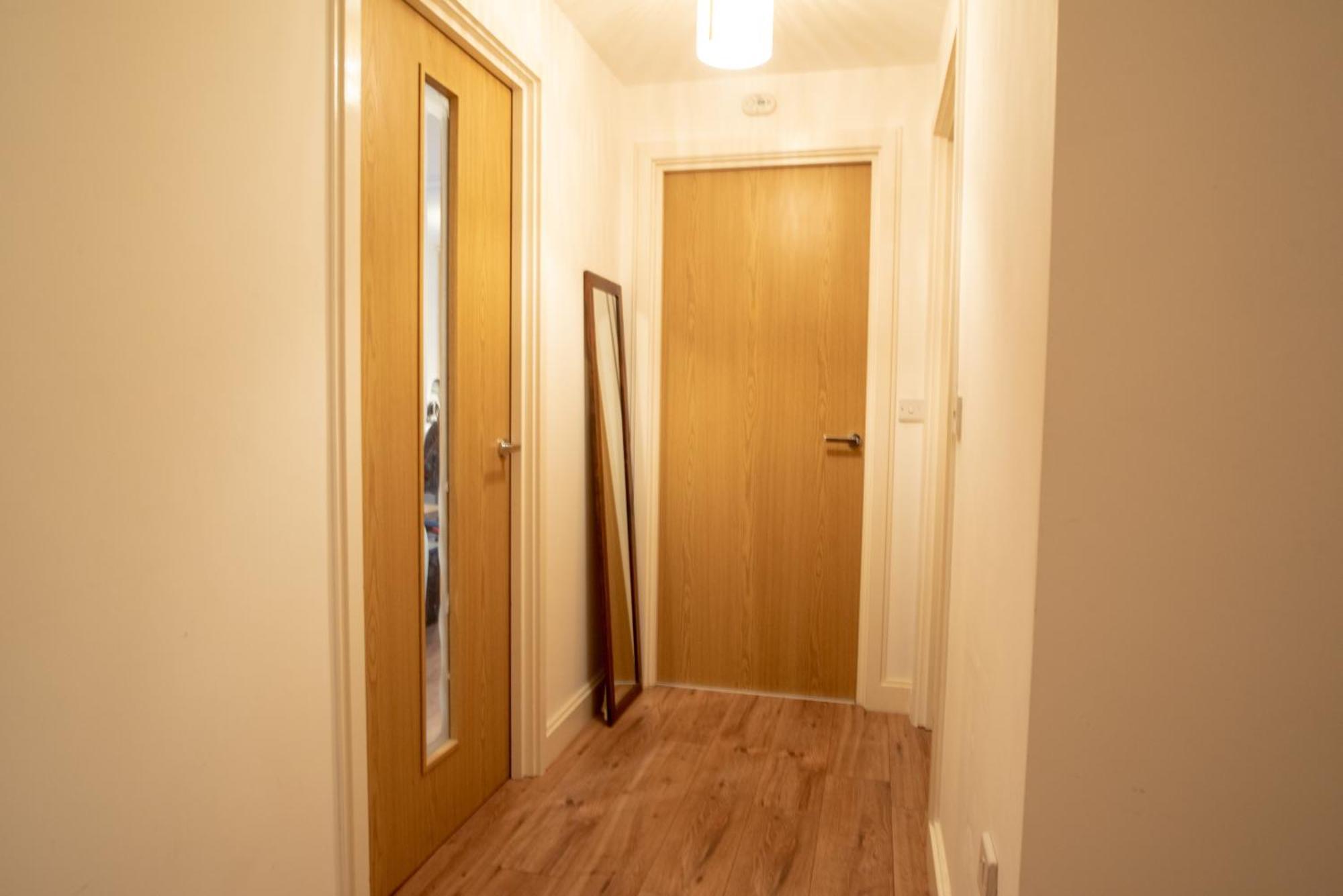Spacious 1 Bed Apartment With Workspace, Coffee & Free Secure Parking 버밍엄 외부 사진